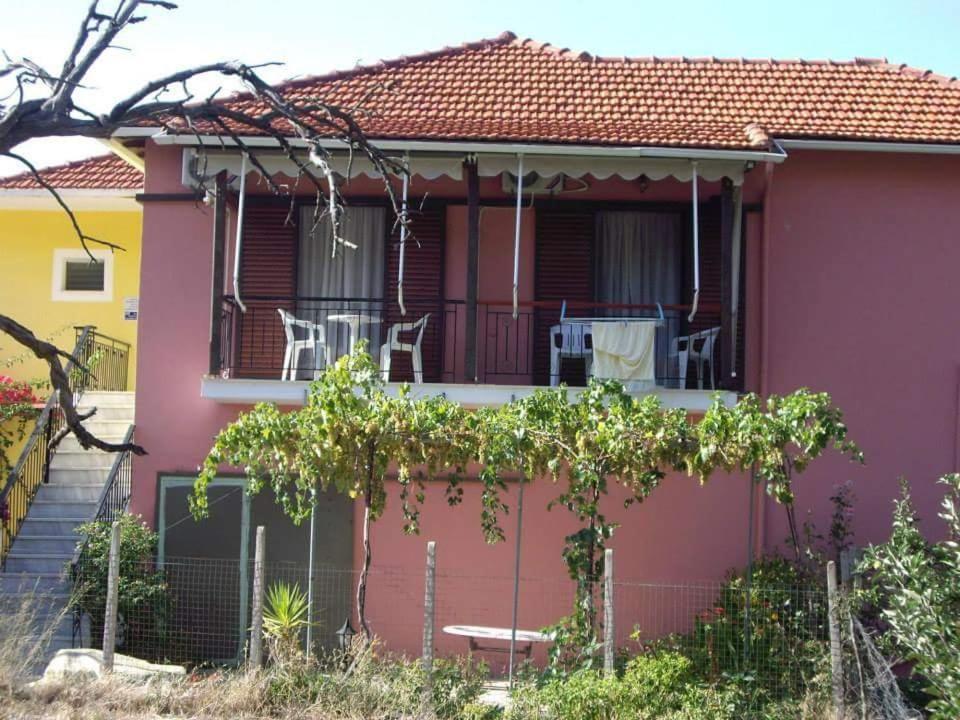 Eros Appartments Kalamítsi エクステリア 写真